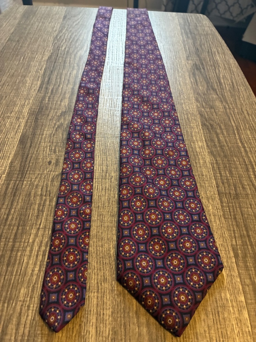 Men's Purple Geometric Medallion Silk Tie
